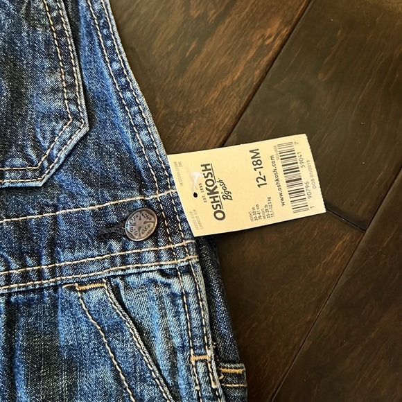 Oshkosh BGosh bib shorts NWT - Picture 3 of 9